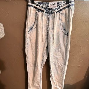 One teaspoon lightweight stone washed jeans